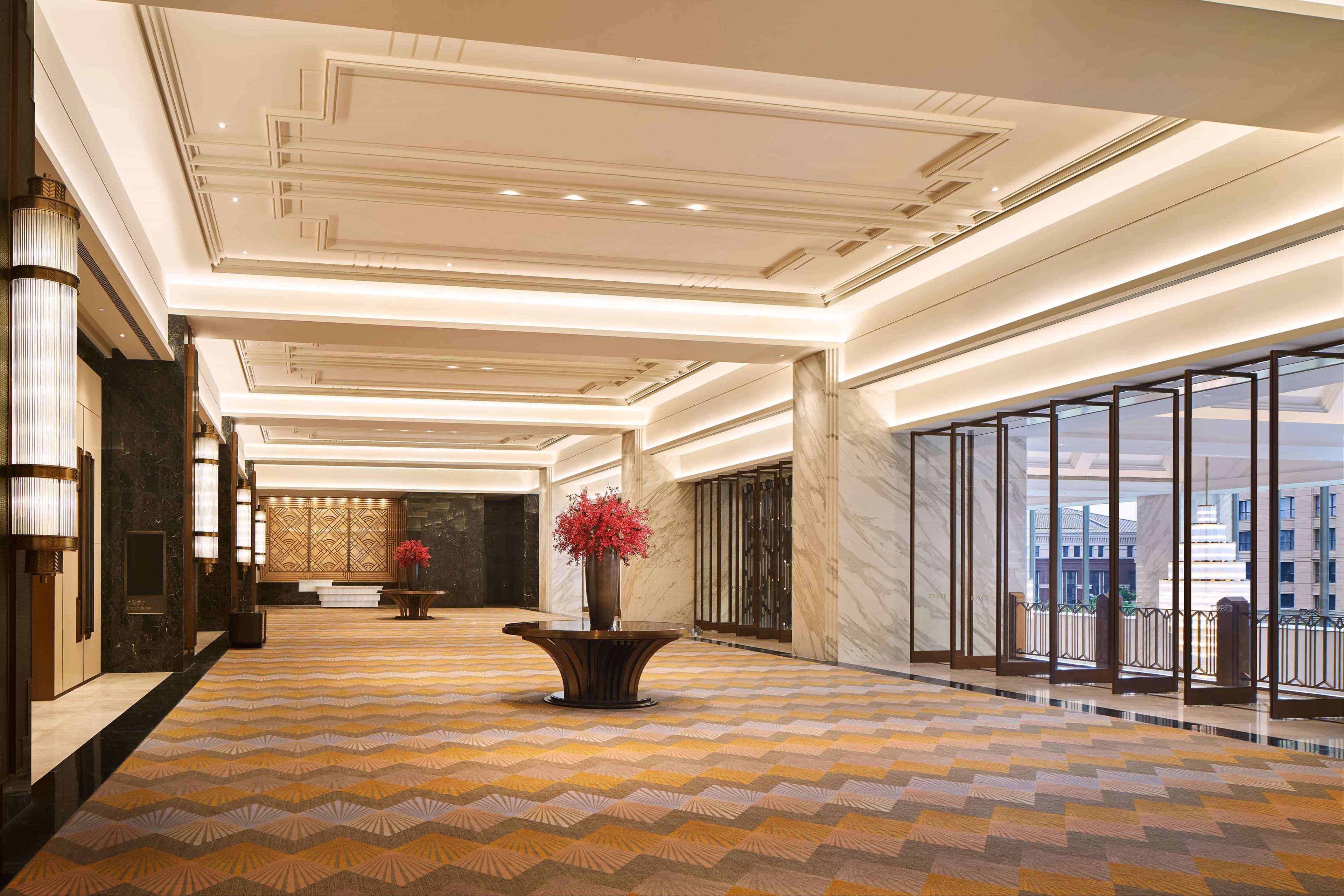 Conrad Tianjin Hotel Екстериор снимка