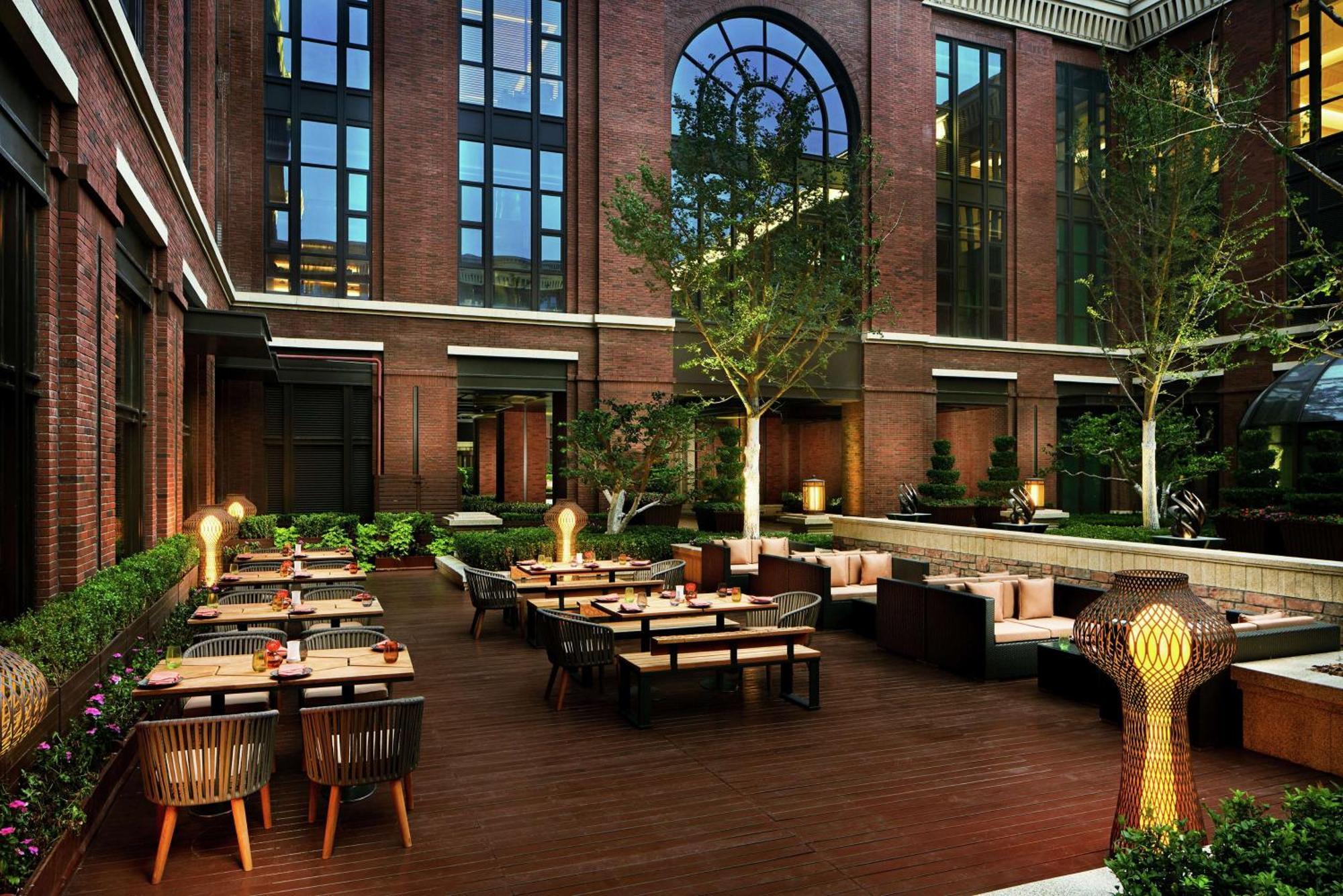 Conrad Tianjin Hotel Екстериор снимка